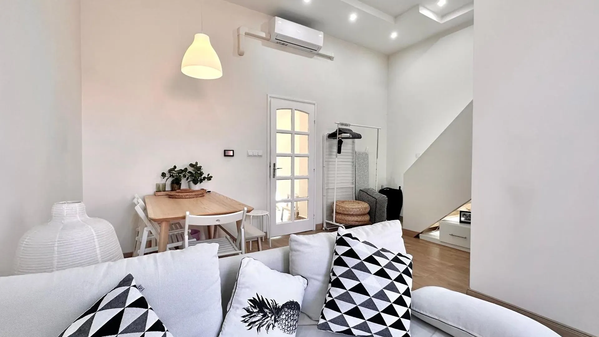 Center Cozy Gozsdu Home With 4Ppl Budapest Apartment