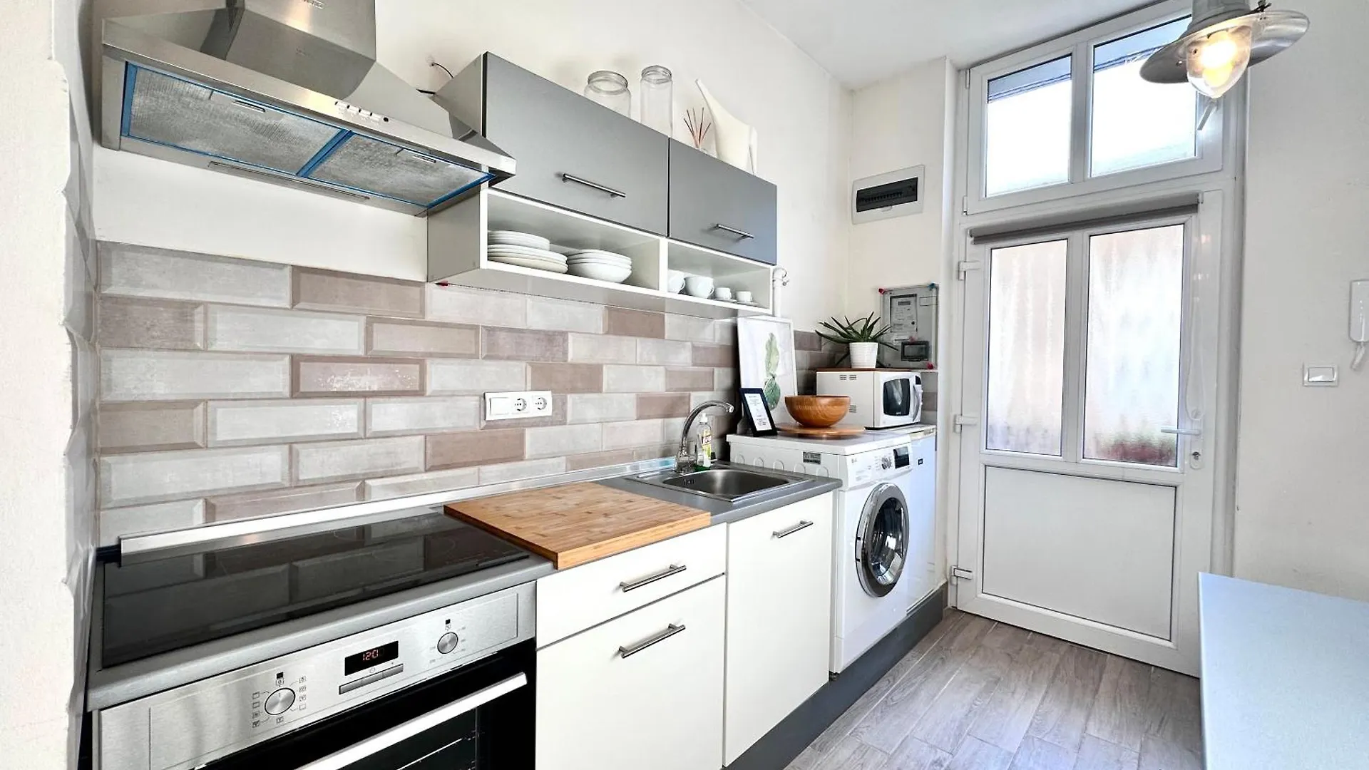 Center Cozy Gozsdu Home With 4Ppl Budapest Apartment